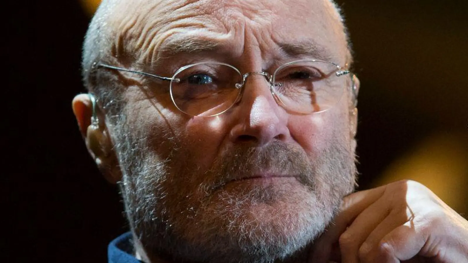Phil Collins wurde als Teil der Band Genesis bereits 2010 in die „Rock &amp; Roll Hall of Fame“ aufgenommen. (Archivbild) (Foto: Rebecca Blackwell/AP/dpa)