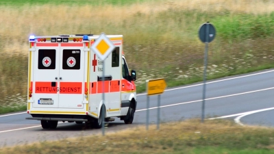 Mit Verletzungen bislang unbekannten Ursprungs musste am Donnerstag ein 41-Jähriger ins Krankenhaus gebracht werden. (Symbolbild: Jim Albright)