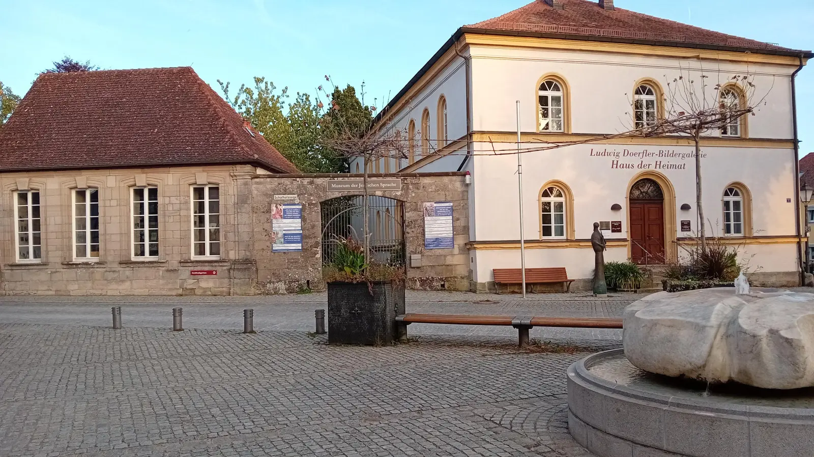 Wie sieht die Zukunft der Ludwig-Doerfler-Stiftung und des Doerfler-Museums in Schillingsfürst aus? Antworten für die Öffentlichkeit gab es im Stadtrat erst einmal nicht. (Foto: Susanne Landgraf)
