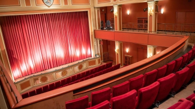 Das Filmtheater Sendlinger Tor ist ein historisches Kino. Nach rund 80 Jahren muss die Betreiberfamilie ihr Lichtspielhaus schließen. (Archivbild) (Foto: Peter Kneffel/dpa)