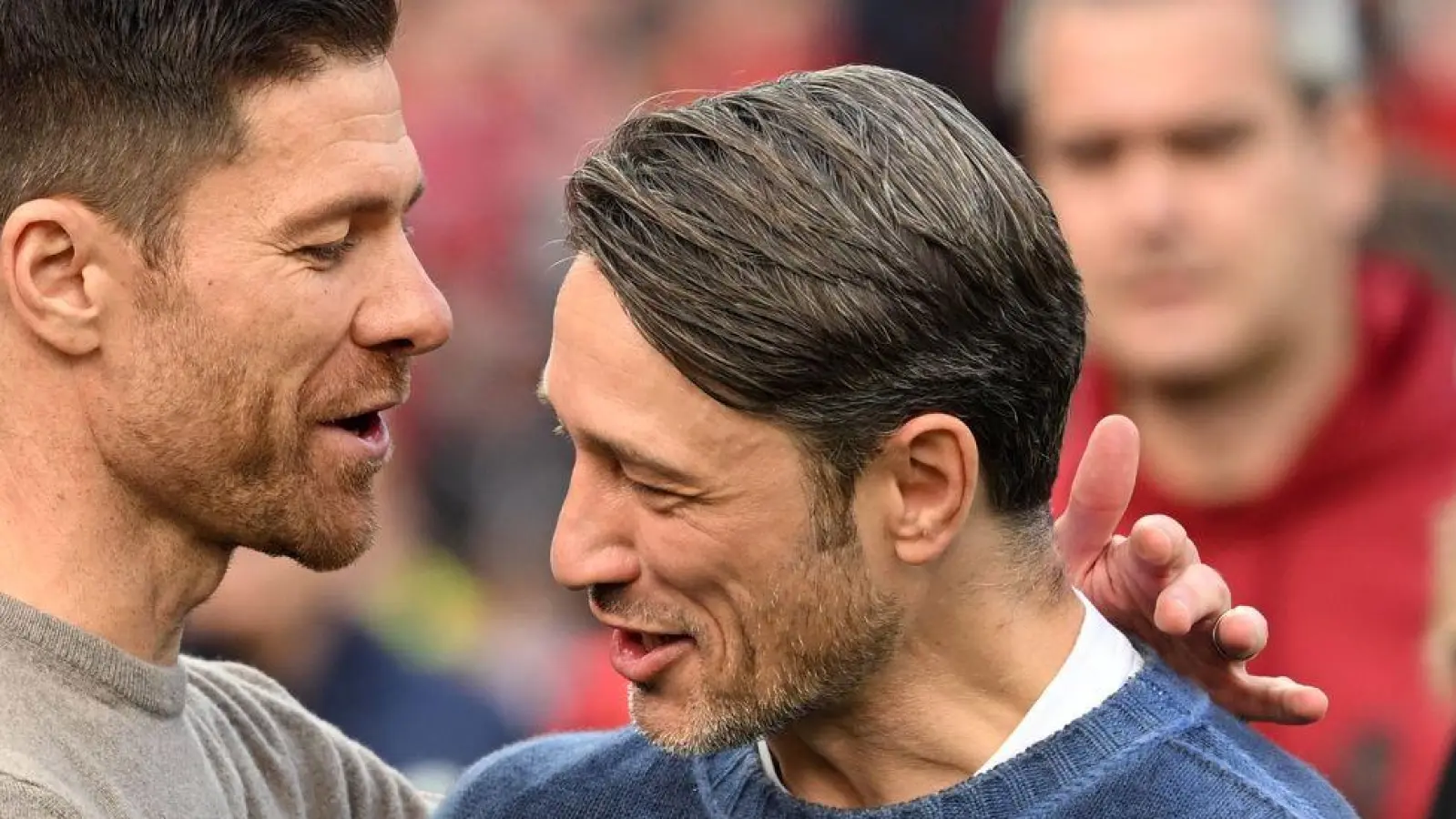 Niko Kovac (r) weiß genau, was ihn mit dem BVB gegen Real Madrid erwartet. (Foto: Federico Gambarini/dpa)