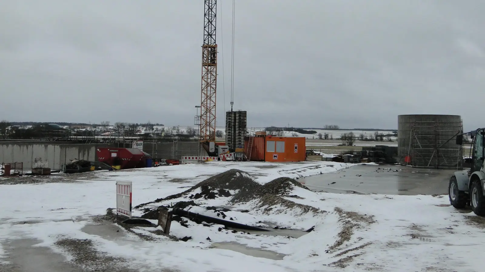 Die mit Abstand größte Investition im Colmberger Haushalt ist die im Bau befindliche neue Kläranlage. (Foto: Winfried Vennemann)