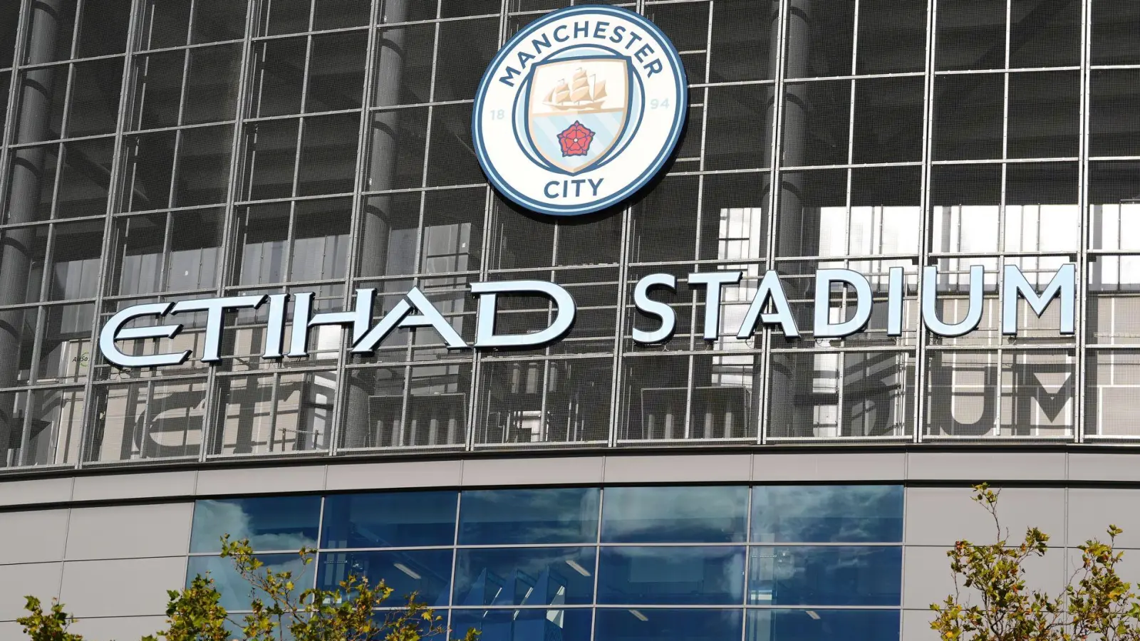 Der City-Sponsor erwägt juristische Schritte.  (Foto: Martin Rickett/PA Wire/dpa)