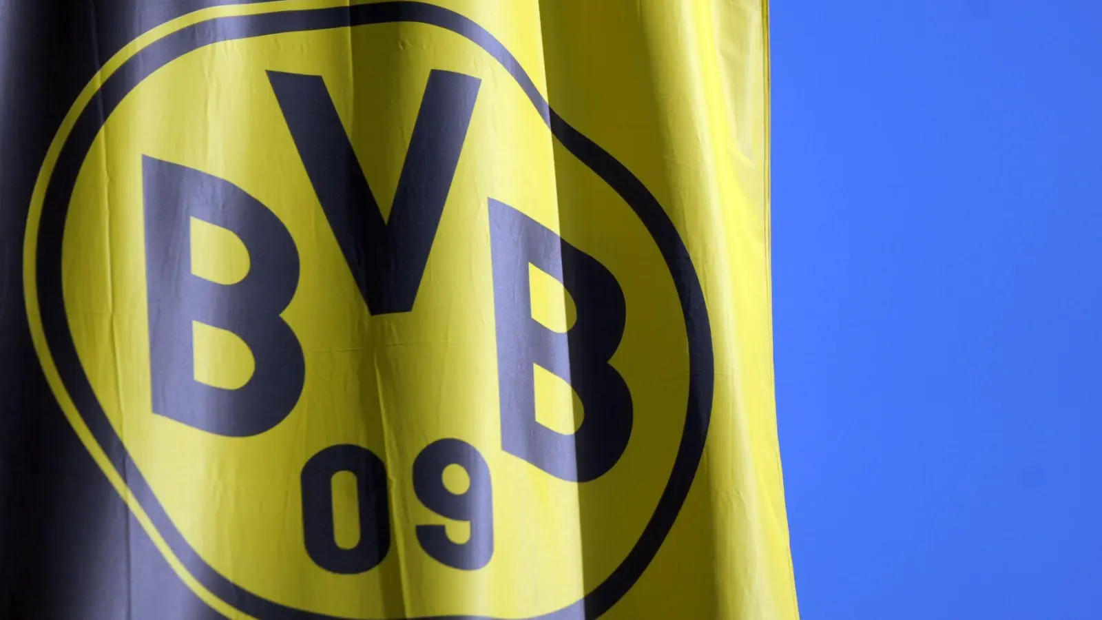 <br>Der BVB gibt seinem Talent Enzo dos Santos einen langfristigen Profivertrag. (Archivbild)  (Foto: Caroline Seidel/dpa)