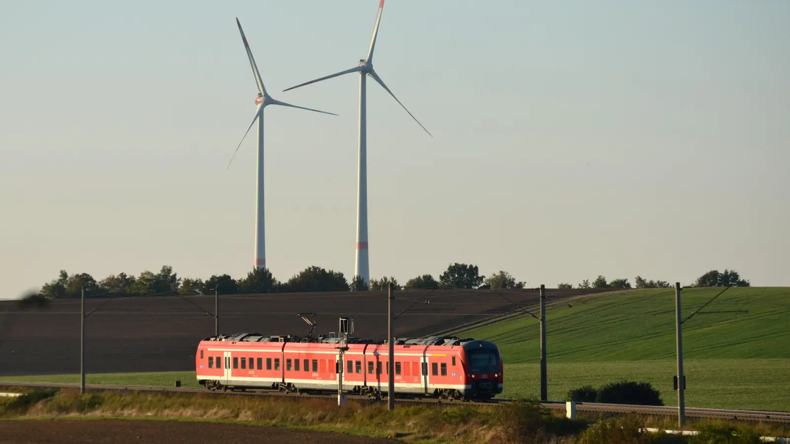 Fahrgäste können aufatmen: Nun verkehren wieder Züge zwischen Neustadt und Steinach. (Symbolbild: Florian Pöhlmann)