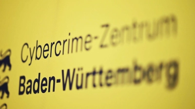 Das Cybercrime-Zentrum Baden-Württemberg und das Polizeipräsidium Ludwigsburg haben den Verdächtigen ermittelt. (Symbolbild) (Foto: Uli Deck/dpa)