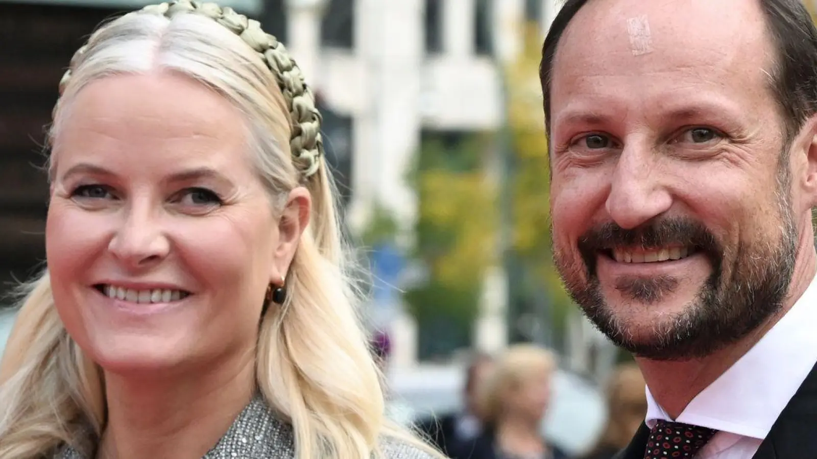 Das neue Königspaar von Norwegen: Haakon und Mette-Marit. (Foto: Jens Kalaene/dpa)