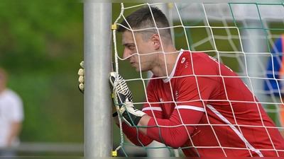 Torhüter Sebastian Andreka (FV Fortuna Neuses) hofft auf einen Sieg gegen Marienstein und damit ein Ende der Niederlagenserie. (Foto: Martin Rügner)