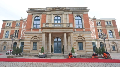 Die Gedenkveranstaltung soll im Festspielhaus stattfinden. (Archivbild) (Foto: Karl-Josef Hildenbrand/dpa)