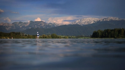 Die Temperaturen bleiben hoch, doch so heiß wie in den Vortagen bleibt es nicht. (Foto: Karl-Josef Hildenbrand/dpa)