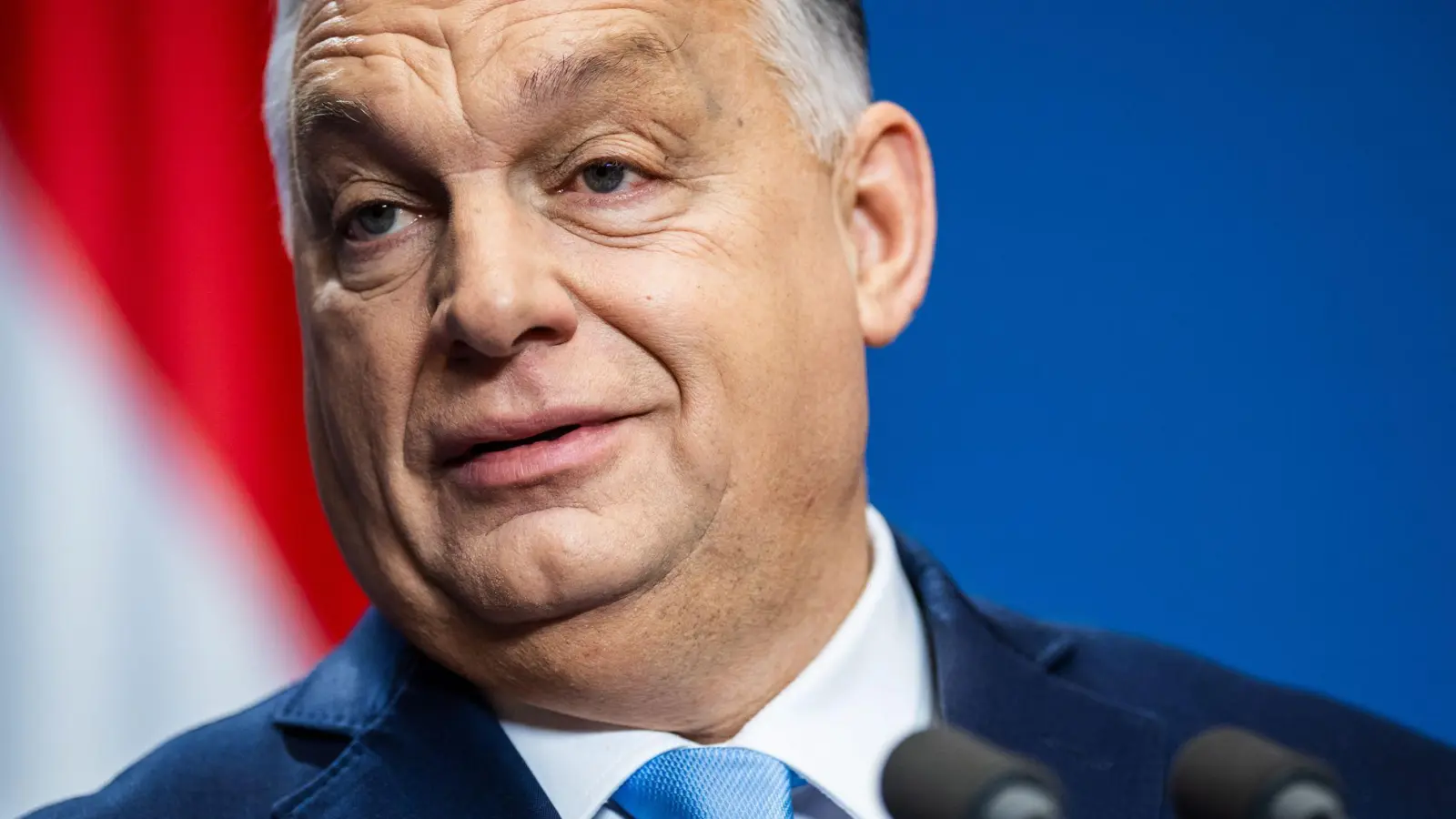 Die EU und ganz Europa wolle Krieg, moniert Orban - „außer Ungarn und dem Vatikan“. (Foto: Marton Monus/dpa)