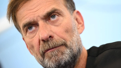 Bundestrainer Jürgen Klopp hat sich für die Absage seines geplanten Auftritts beim Internationalen Trainerkongress entschuldigt. (Foto: Florian Wiegand/dpa)