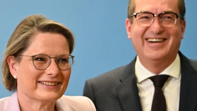 Details des Entwurfs stimmten vor allem Bundesjustizministerin Stefanie Hubig (SPD) und Bundesinnenminister Alexander Dobrindt (CSU) miteinander ab.  (Foto: Markus Lenhardt/dpa)