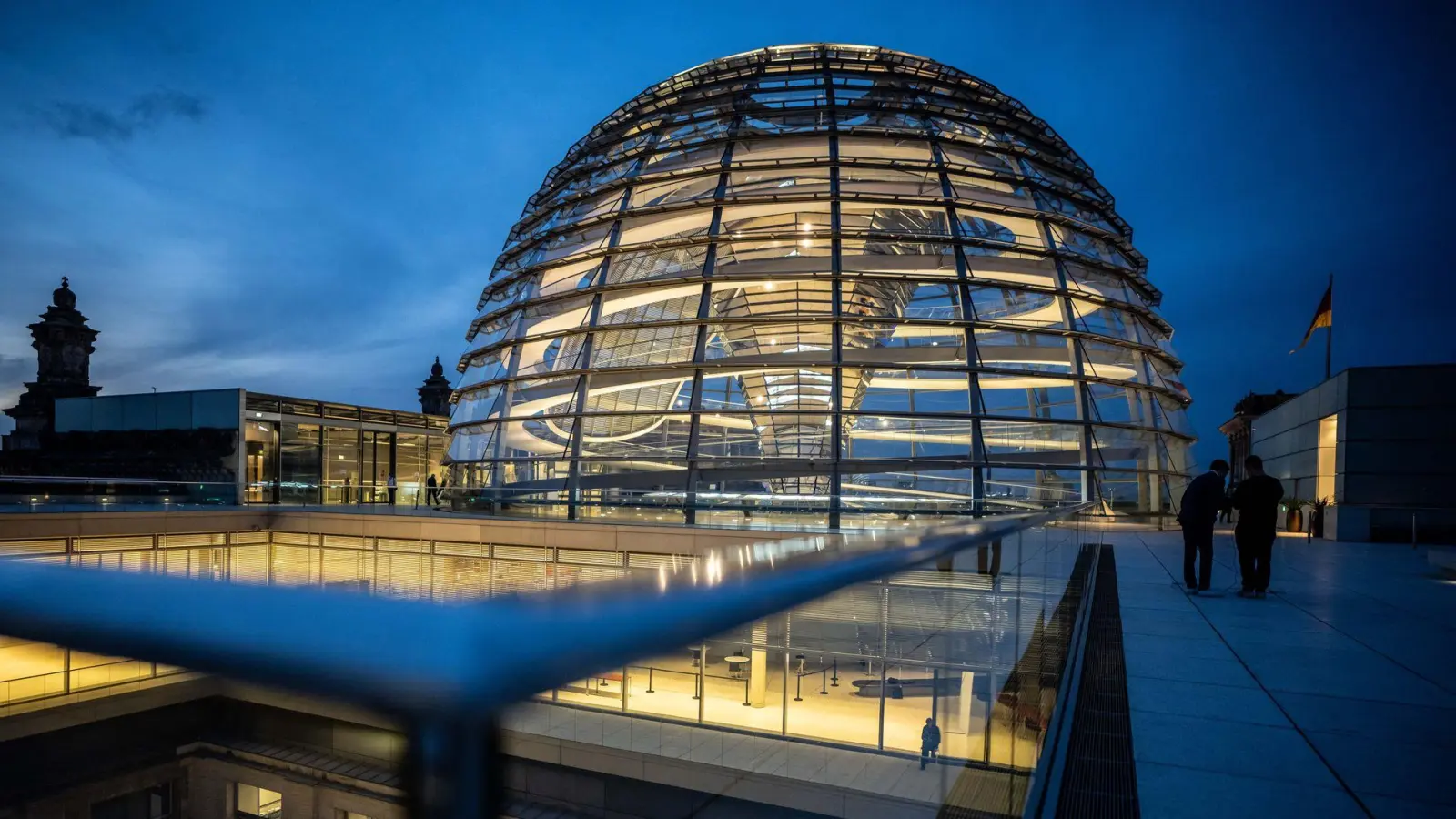 Tausende Lobbyisten sind im Bundestag registriert. (Archivbild) (Foto: Michael Kappeler/dpa)