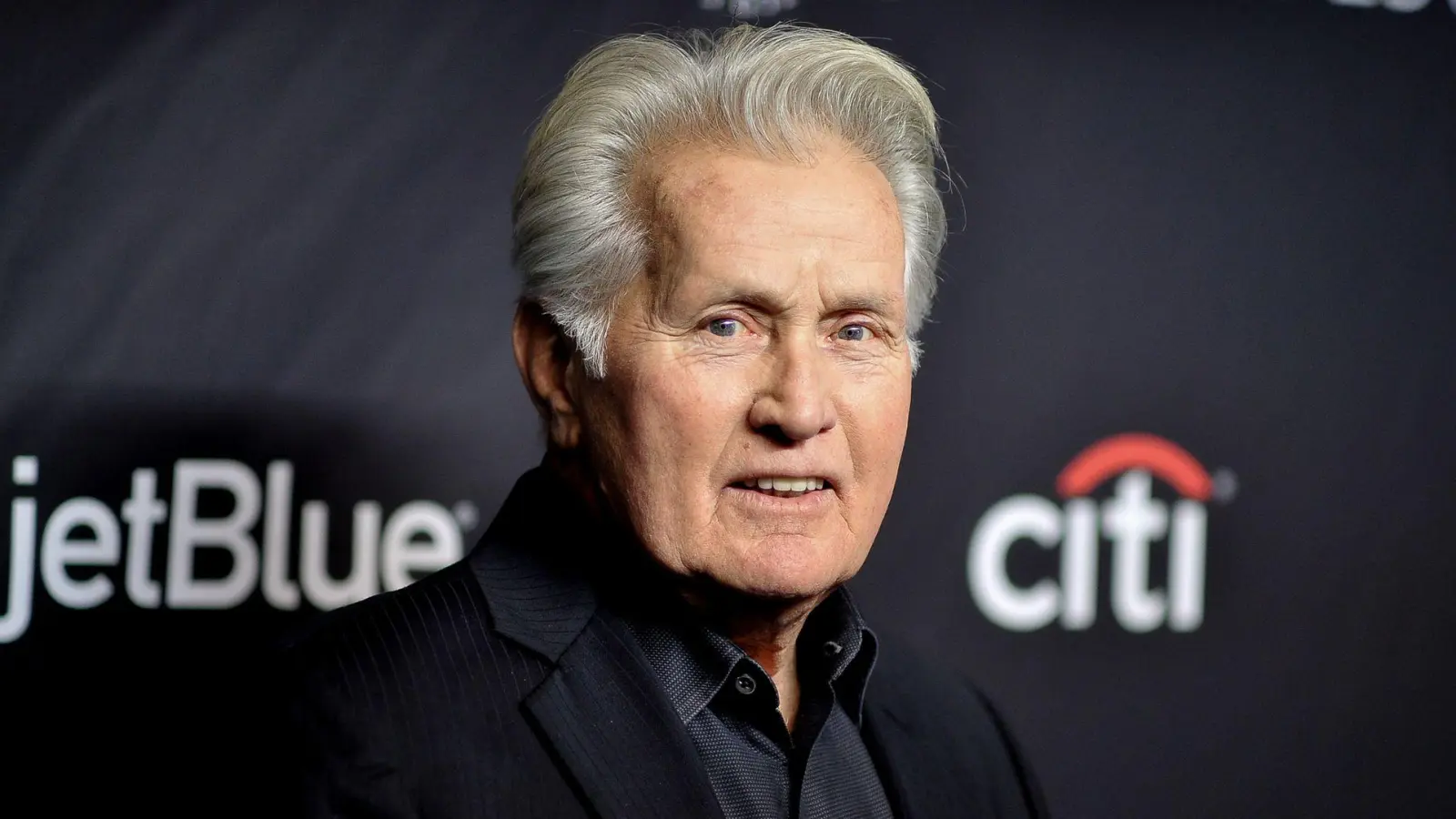 Martin Sheen ist mit 85 Jahren noch immer im Geschäft. (Archivbild)  (Foto: Richard Shotwell/Invision/dpa)