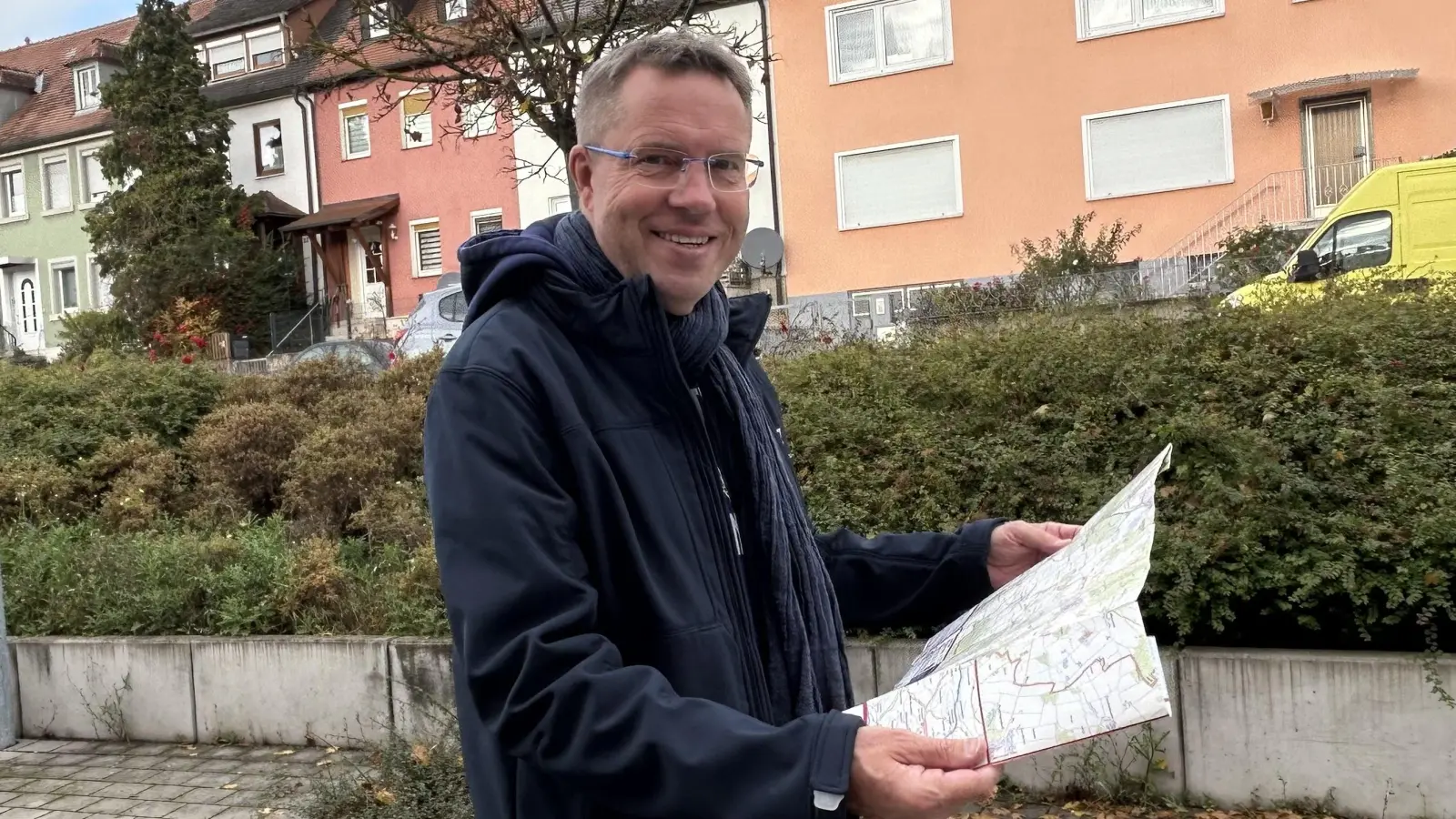 Rainer Weiskirchen hat einen Planeten-Radweg entworfen, den er gern gemeindeübergreifend im Raum Hagenbüchach, Wilhelmsdorf und Emskirchen realisieren würde. (Foto: Ute Niephaus )