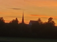 Friedliche Abendstimmung - gesehen in Dachsbach (Foto: Monika Wunder-Saur)