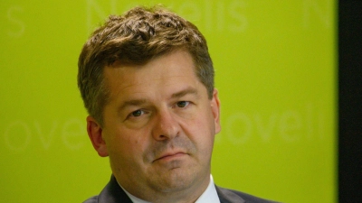 Sachsen-Anhalts Wirtschaftsminister Sven Schulze ist nicht überrascht vom endgültigen Intel-Aus. (Archivbild) (Foto: Klaus-Dietmar Gabbert/dpa)