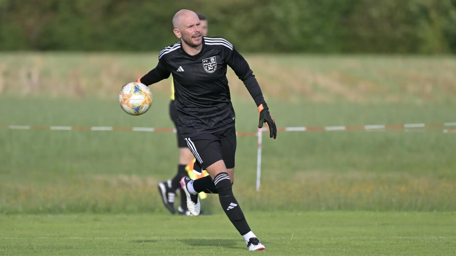 Marcus Scherbel wird sein Traineramt zum Saisonende übergeben, dann soll der Klassenerhalt in der Bezirksliga gefeiert werden. (Foto: Martin Rügner)