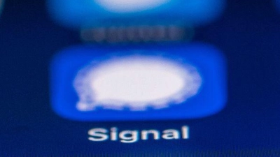 Signal-App verbessert Verschlüsselung: Eine neue Komponente soll Chats vor allem vor Quantencomputern schützen. (Foto: Zacharie Scheurer/dpa-tmn)
