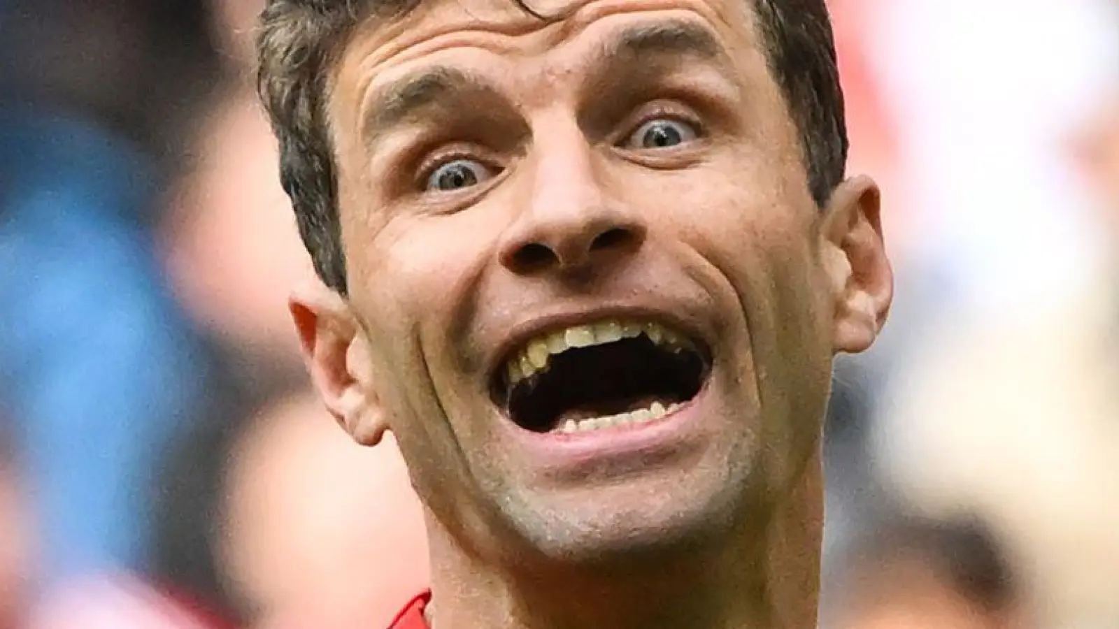 Thomas Müller verlässt den FC Bayern am Saisonende. (Foto: Peter Kneffel/dpa)