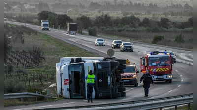 In Frankreich gab es durch den Sturm „Nils“ einen Toten.  (Foto: Ed Jones/AFP/dpa)