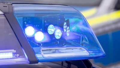 Laut Polizei besaß der Autofahrer keinen Führerschein. (Symbolbild) (Foto: Daniel Karmann/dpa)