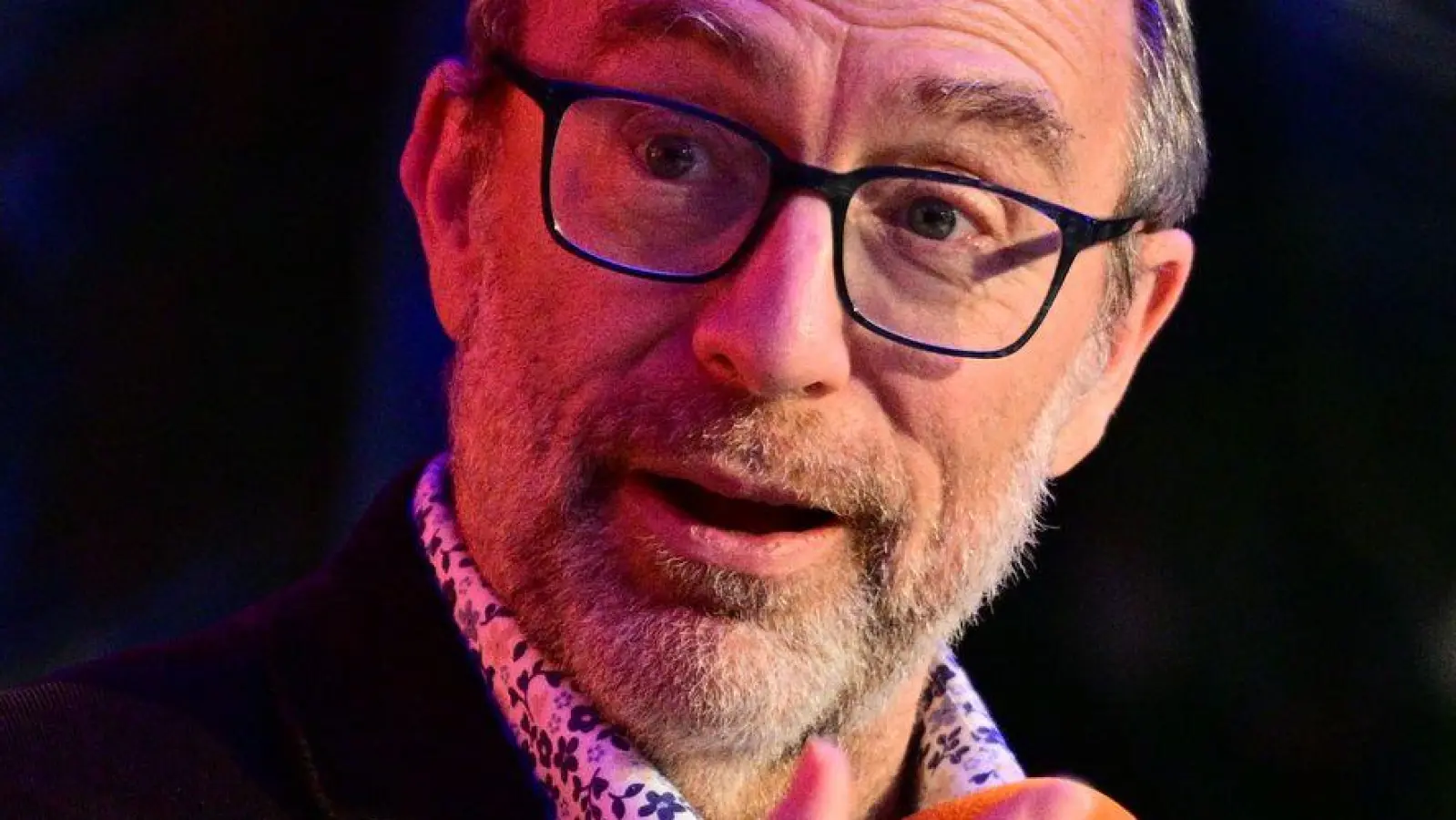 Wikipedia-Gründer Jimmy Wales hat ein Buch mit dem Titel „Trust“ herausgebracht. (Foto: Sebastian Christoph Gollnow/dpa)