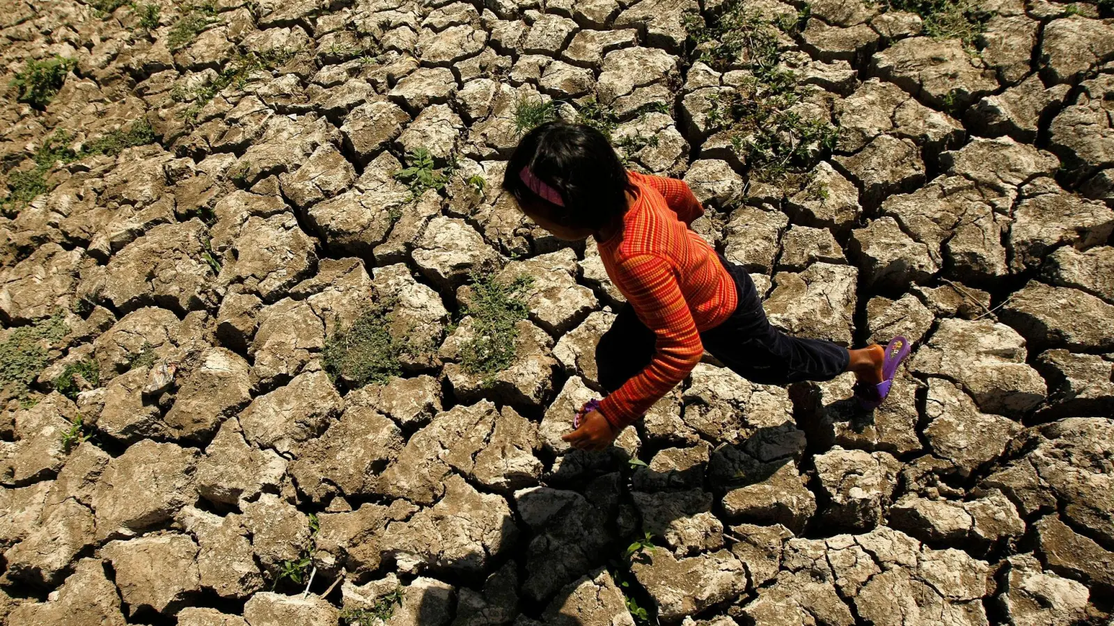 Auf den Philippinen kann ein El Niño zu Dürren führen und Bewässerungskanäle austrocknen lassen. (Archivbild) (Foto: Francis R. Malasig/EPA/dpa)