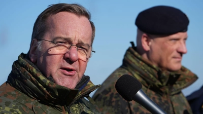 „Das Bündnis ist geschlossen, es ist handlungsfähig und handlungsbereit, es ist einsatzbereit und zugleich zeigt es, was die europäischen Partner innerhalb der Nato leisten“, sagte Verteidigungsminister Boris Pistorius (SPD) als Beobachter der Übung.  (Foto: Marcus Brandt/dpa)