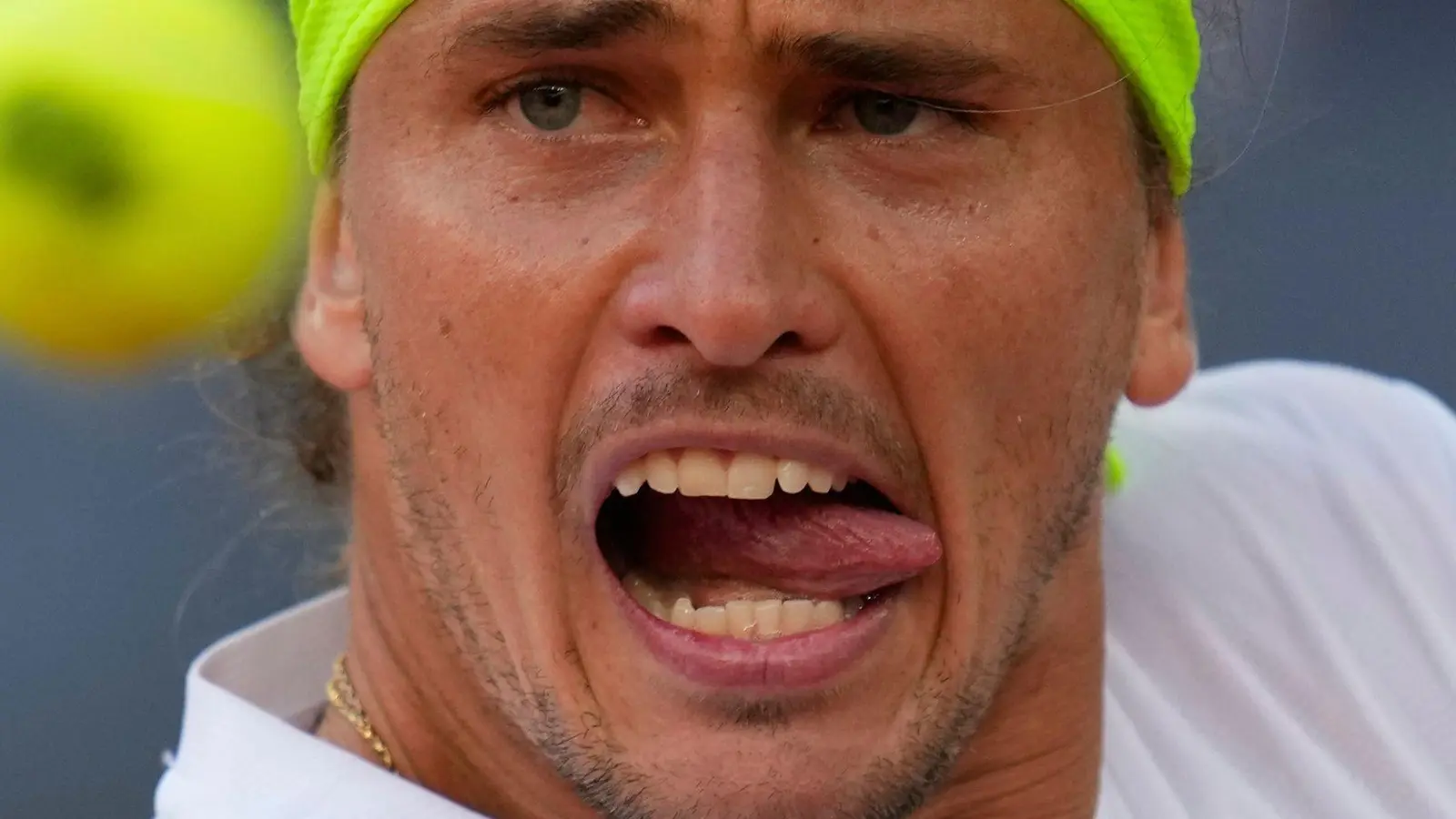 Alexander Zverev tritt beim Turnier in Rom als Titelverteidiger an. (Foto: Manu Fernandez/AP/dpa)