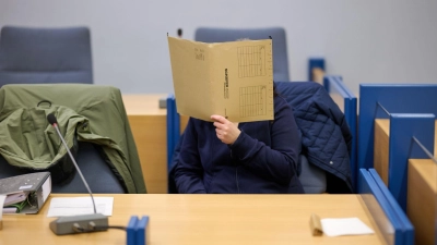 Die zweite Verhandlung wird wegen der Wetterlage verschoben. (Archivfoto) (Foto: Bernd Thissen/dpa)
