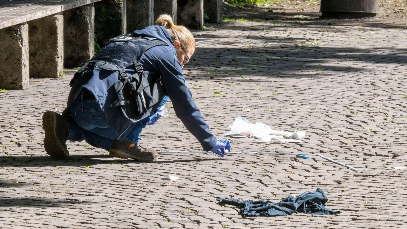 Nach einem Tötungsdelikt im Alten Botanischen Garten muss ein 31-Jähriger nun ins Gefängnis. (Archivbild) (Foto: Peter Kneffel/dpa)