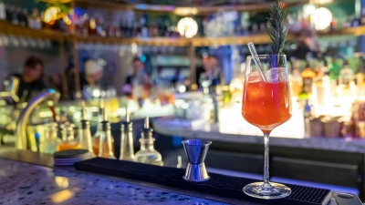 Genuss statt Rausch: Viele Cocktail-Klassiker gibt es heute in alkoholarmen Versionen - oder ganz ohne Promille.  (Foto: Florian Schuh/dpa-tmn)