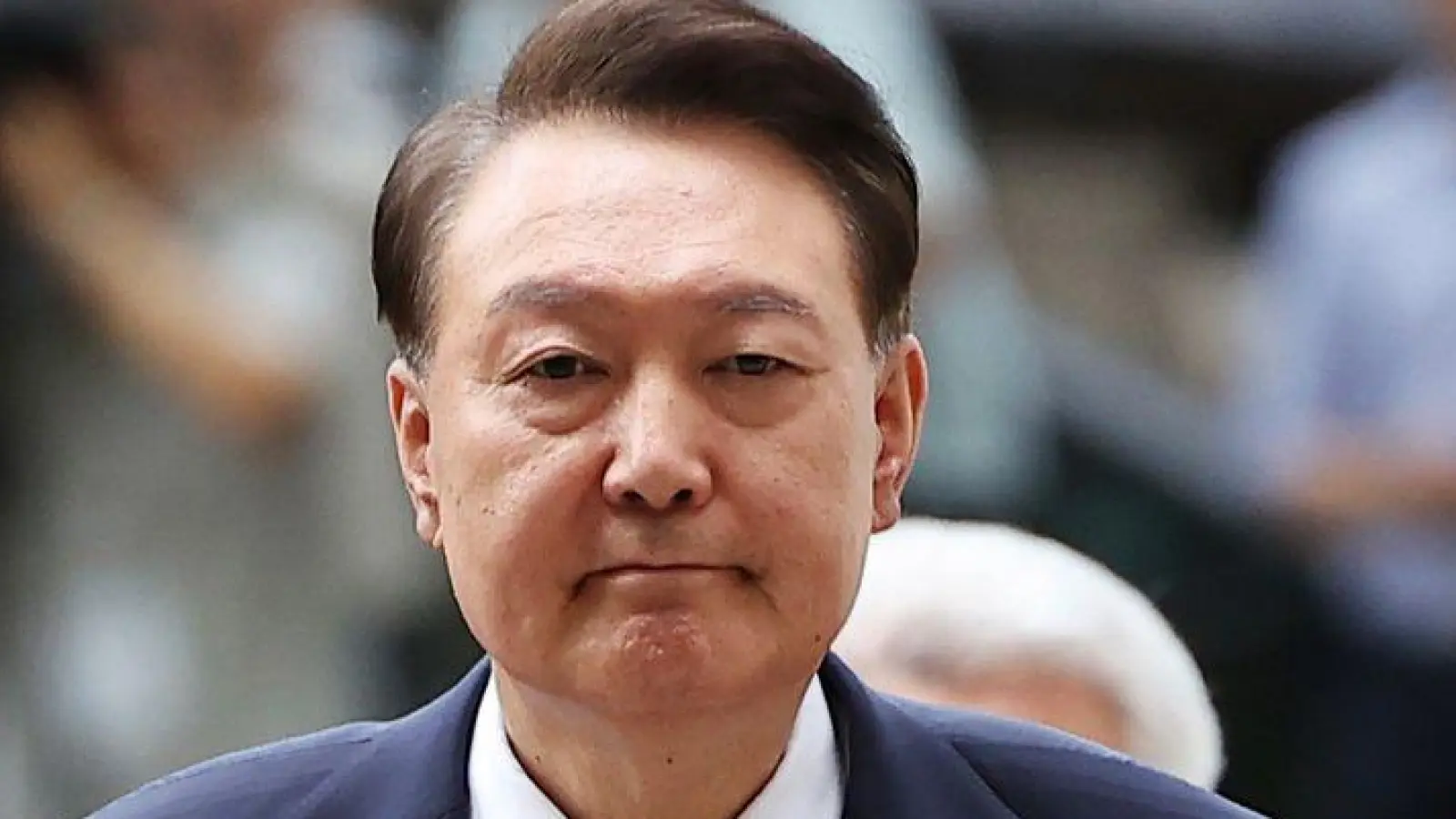 Mit der Verhängung des Kriegsrechts im Dezember 2024 löste Yoon eine schwere Staatskrise aus. (Archivfoto) (Foto: Kim Hong-Ji/Reuters Pool via AP/dpa)