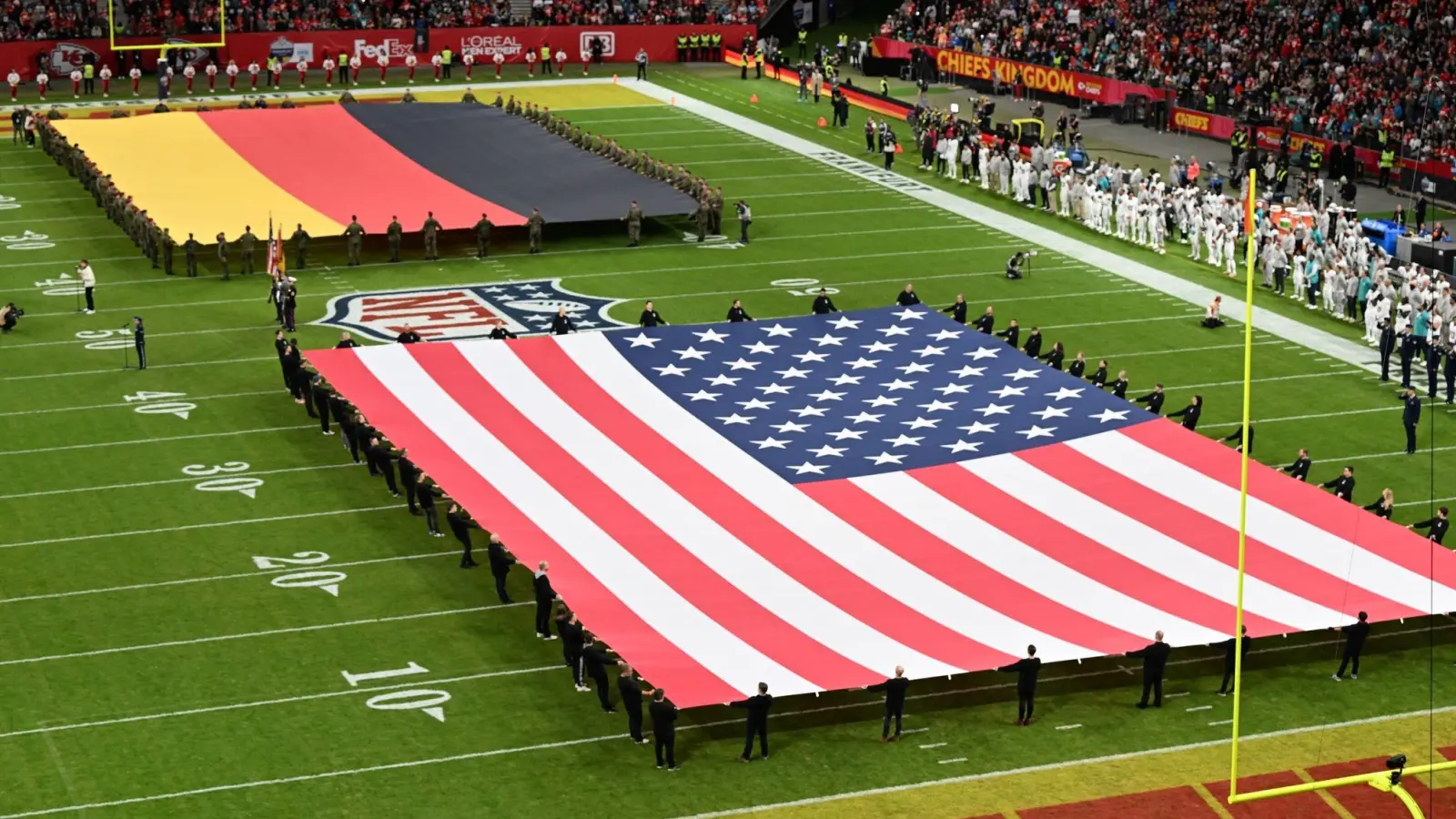 Die Begeisterung für die NFL ist in Deutschland groß. (Foto: Arne Dedert/dpa)