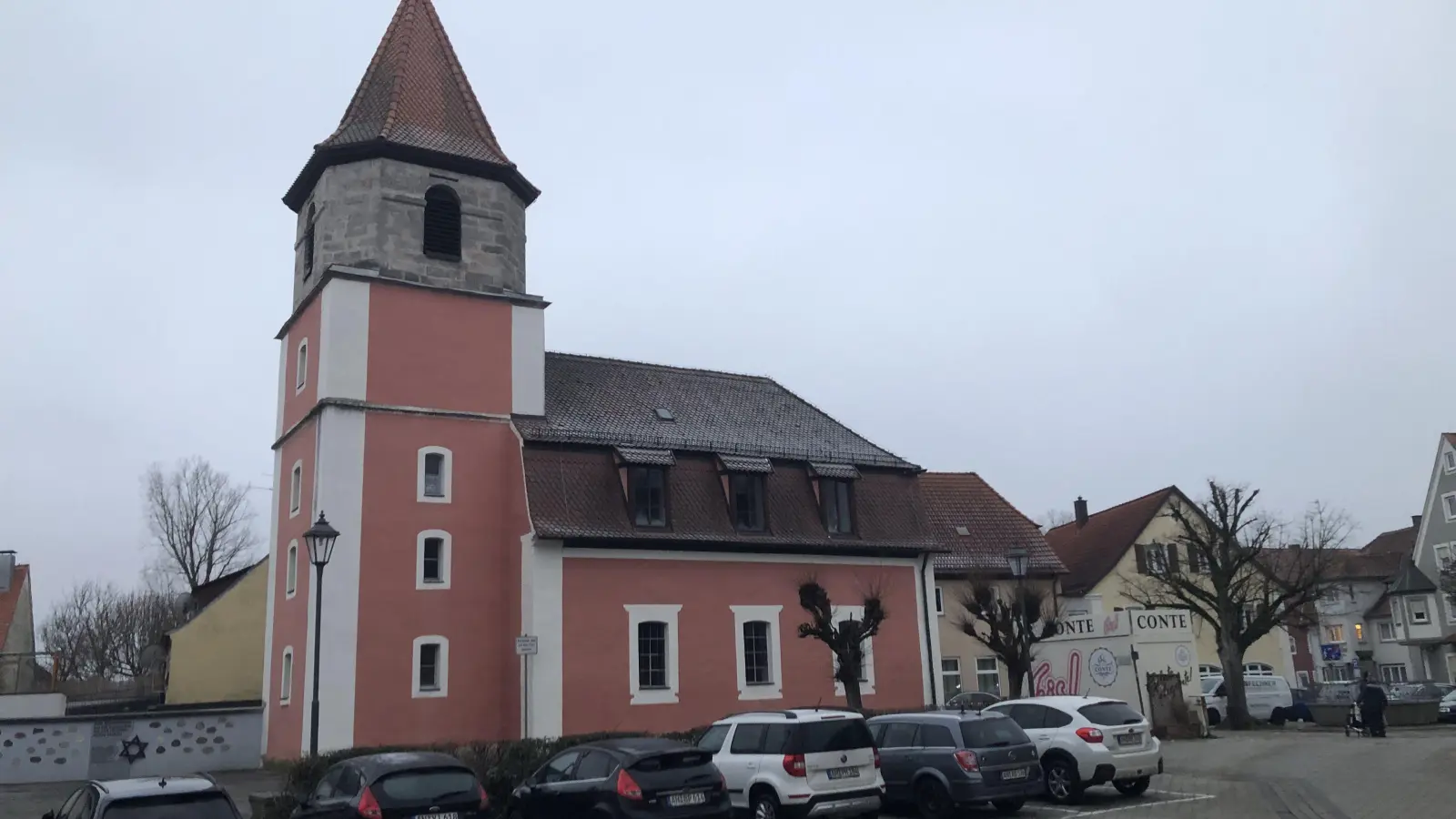 In der Bechhöfer Katharinenkirche finden in den kommenden Wochen die Gottesdienste der evangelischen Kirchengemeinde statt. Diese ist wesentlich kleiner und deshalb besser zu heizen. (Foto: Johannes Flierl)