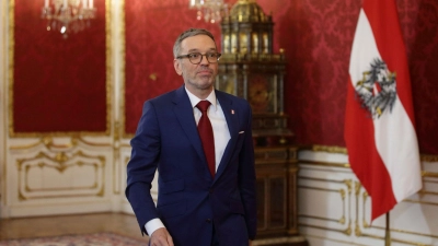 FPÖ-Chef Herbert Kickl scheint auf dem Weg zur Kanzlerschaft - eine Zäsur für das Land. (Archivbild) (Foto: Heinz-Peter Bader/AP/dpa)