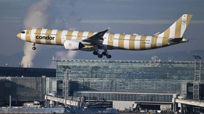 EU-Gericht weist Klage gegen Condor-Beihilfen ab (Archivbild). (Foto: Arne Dedert/dpa)