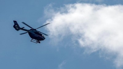Die Polizei sucht nach dem Gefangenen. (Symbolbild) (Foto: Jan Woitas/dpa)