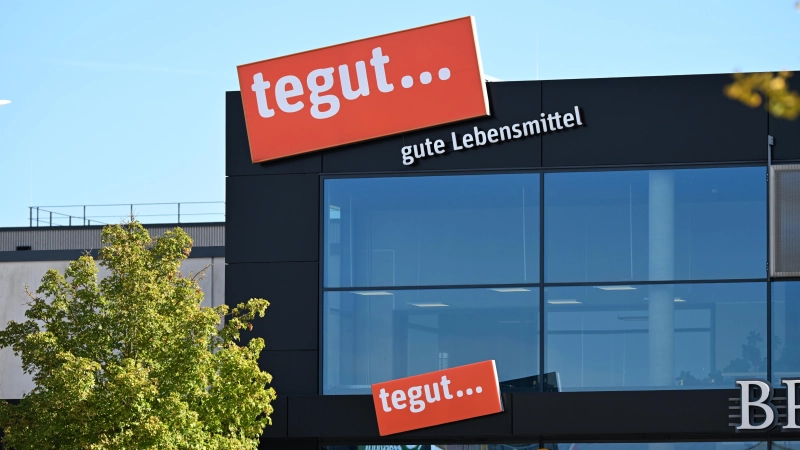 Die Kette Tegut wird vom deutschen Markt verschwinden. Die Ansbacher Niederlassung im Retti-Center übernimmt Edeka. (Foto: Manfred Blendinger)
