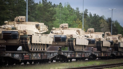 Die USA haben der Ukraine unter anderem Kampfpanzer vom Tpy M1A1-Abrams für die Verteidigung geliefert. (Archivbild) (Foto: Spc. Adrian Greenwood/DVIDS/U.S. Army/dpa)