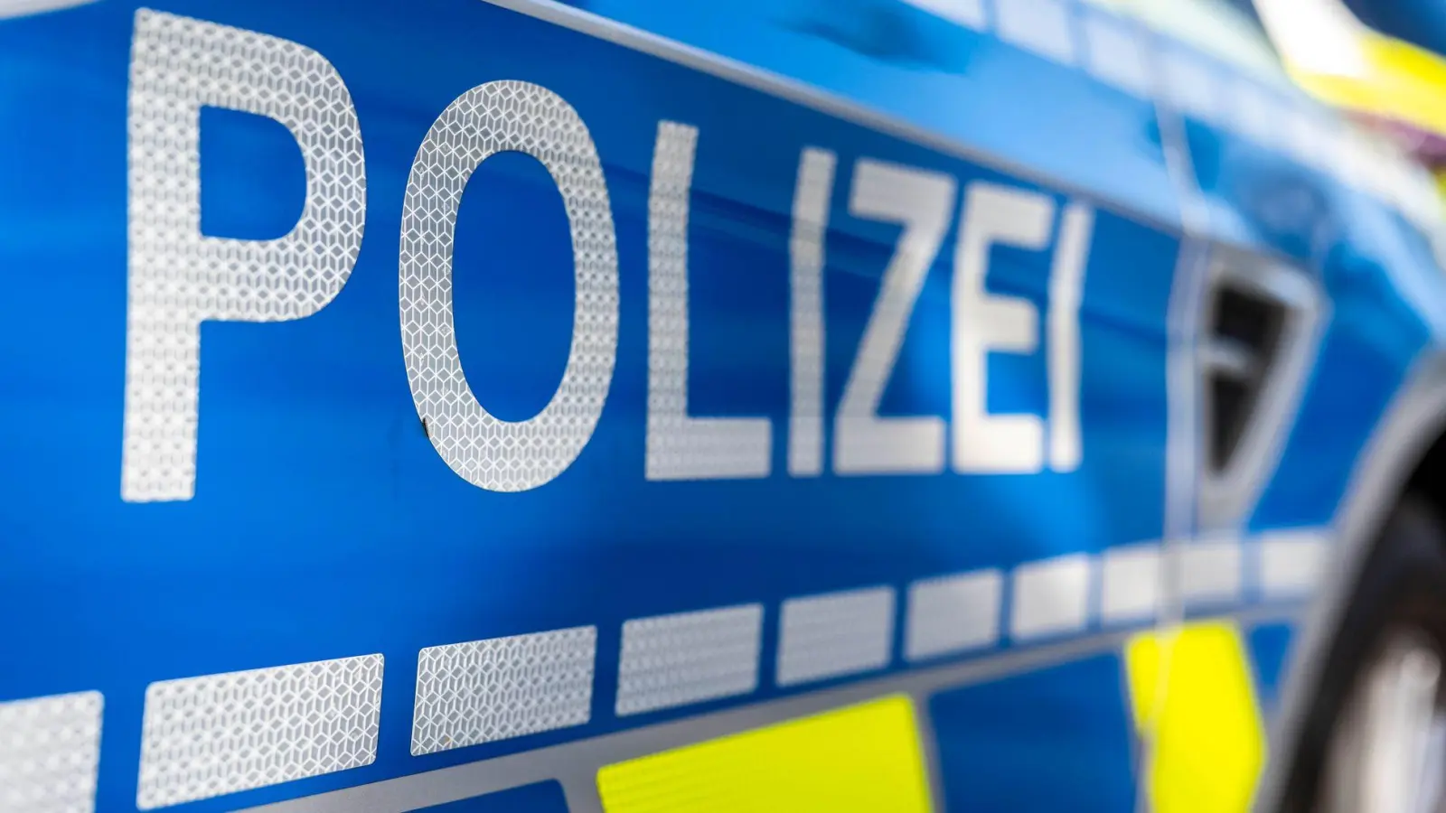 Eine 82-jährige Frau verstarb kürzlich im Klinikum Ansbach an den Folgen eines Fahradsturzes.  (Foto: David Inderlied/dpa)