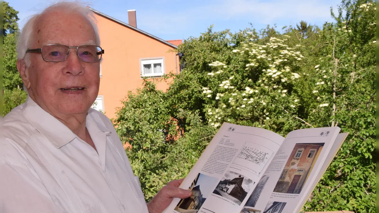 Michael Severini war 26 Jahre lang Stadtbaumeister. Jetzt feiert er seinen 90. Geburtstag. (Foto: Gerhard Krämer)