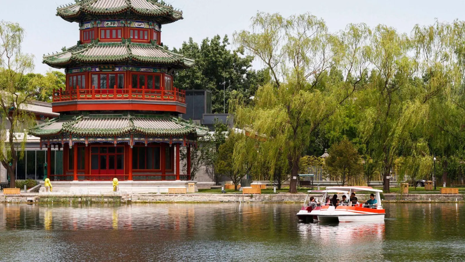 Deutsche auf Urlaubs- oder Geschäftsreise in China können sich ab dem 30. November länger visafrei im Land aufhalten. (Foto: Rolex Dela Pena/epa/dpa-tmn)