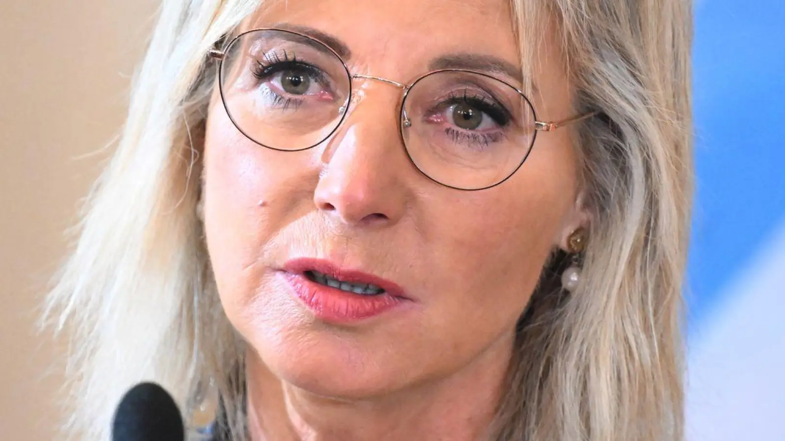 Sozialministerin Ulrike Scharf (CSU) stellt den Monitor Unternehmensengagement vor. (Archivbild) (Foto: Felix Hörhager/dpa)