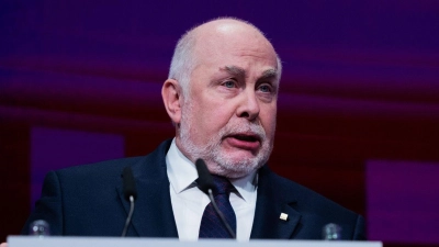 Der dbb-Vorsitzende Ulrich Silberbach spricht bei der Jahrestagung des Deutschen Beamtenbundes in Köln. (Foto: Rolf Vennenbernd/dpa)