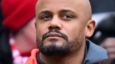 Saisonendspurt mit Samstagspielen für Bayern-Coach Vincent Kompany. (Archivbild) (Foto: Sven Hoppe/dpa)