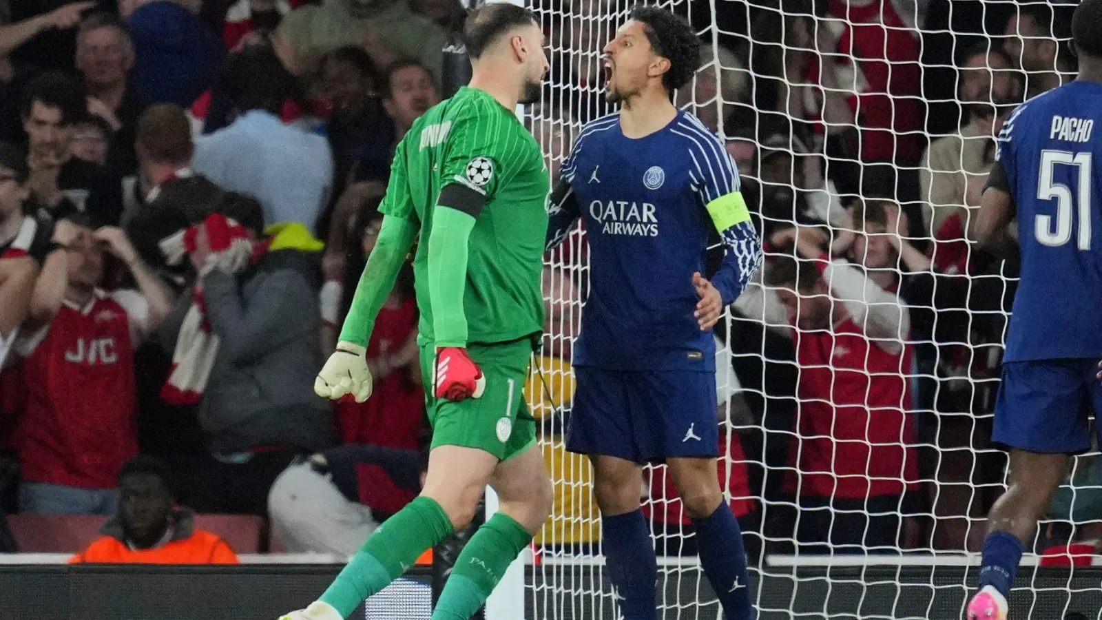 Einer der Erfolgsgaranten: Keeper Donnarumma. (Foto: Kin Cheung/AP/dpa)