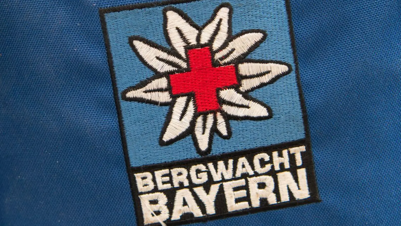 Mit einem Helikopter rettete die Bergwacht die zwei Wanderer. (Symbolbild) (Foto: Sven Hoppe/dpa)